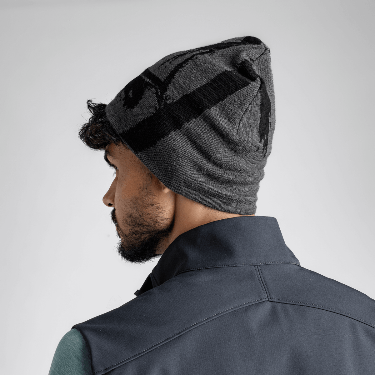 Emblemo Merino Beanie — Dove Grey