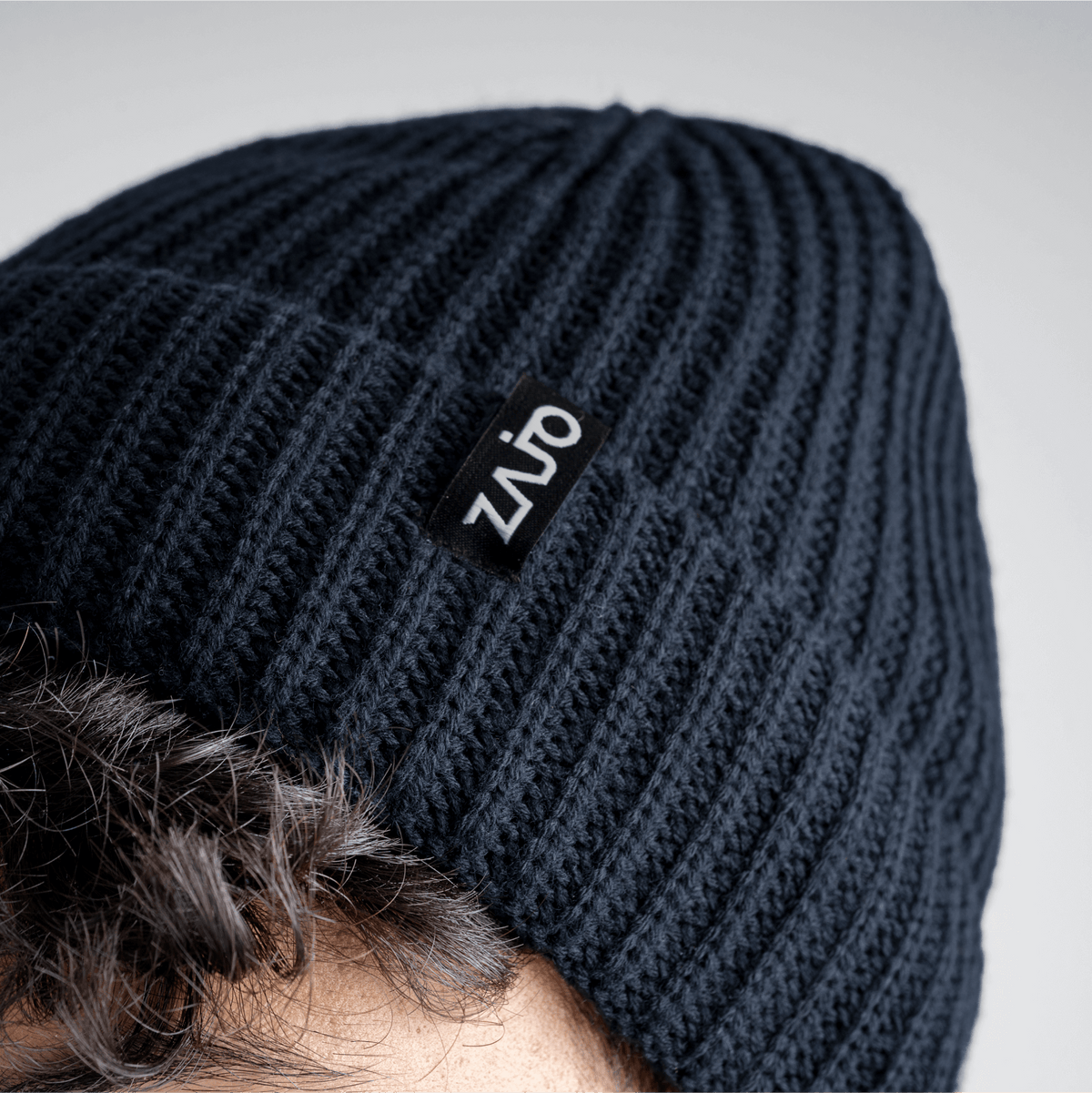 Hela Beanie — Dark Navy