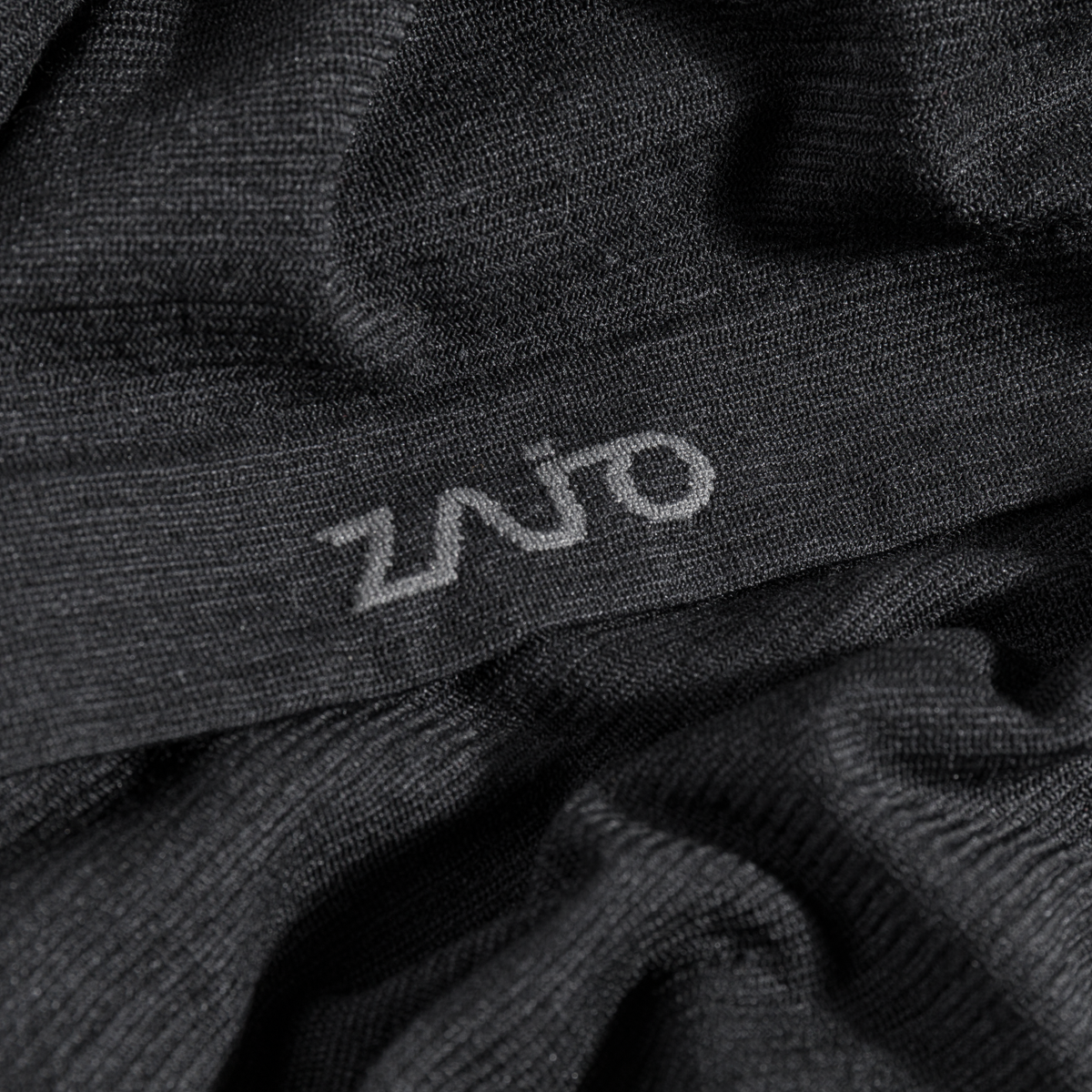 Lerta Men's Seamless Merino T-shirt — Black