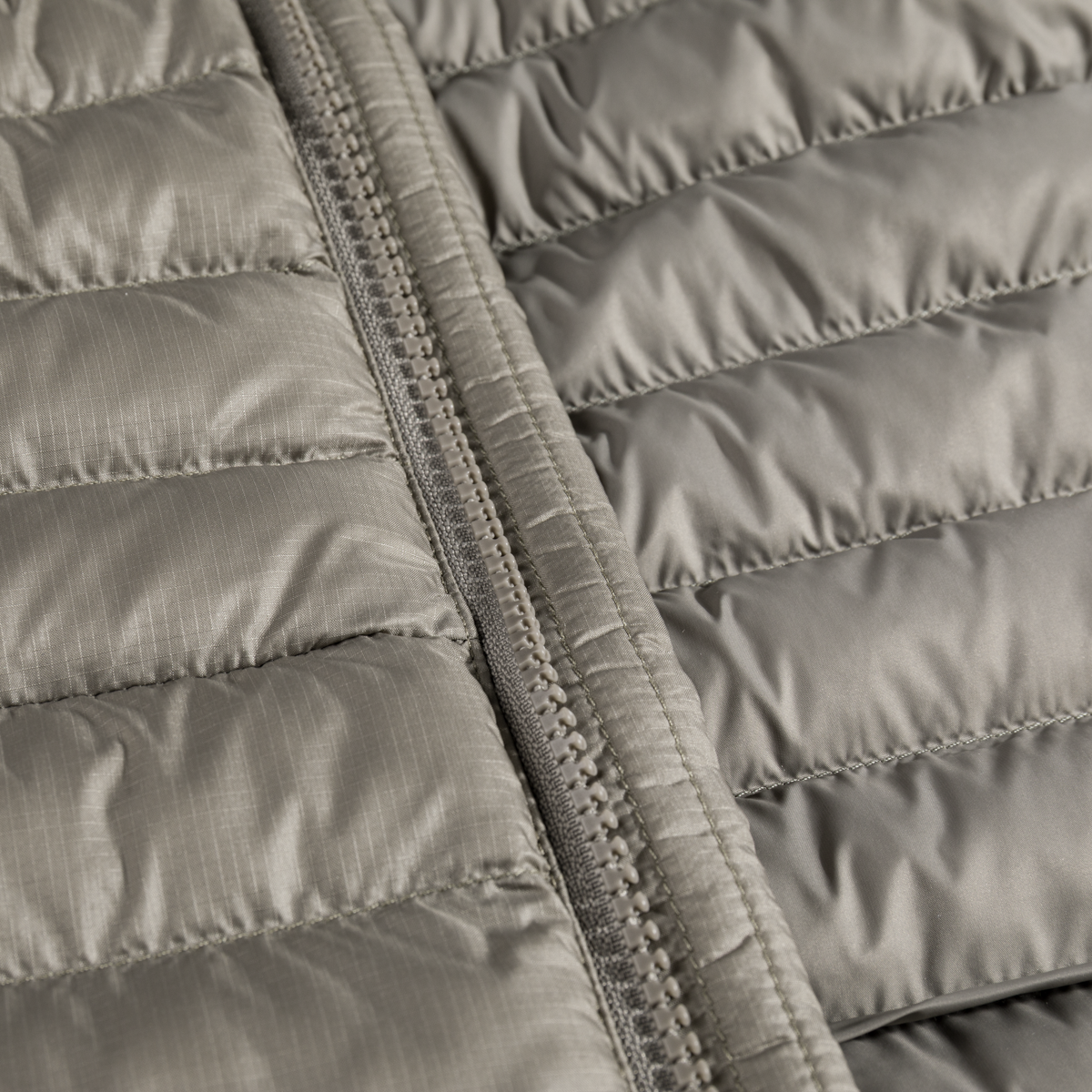 Nubaro Women's Insulated Vest  — Taupe Beige