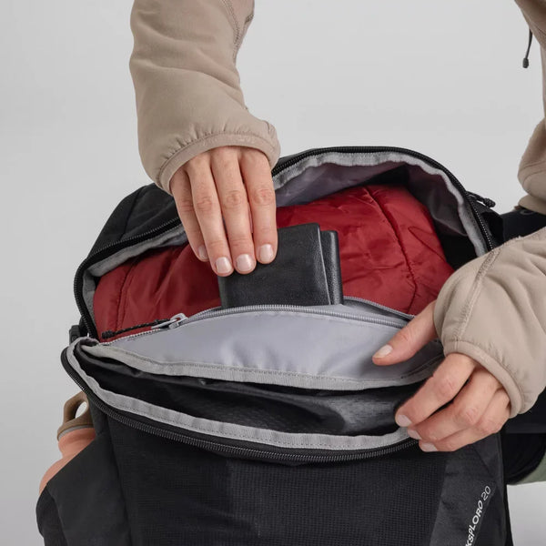 Eksploro 20l Hiking Backpack — Beige