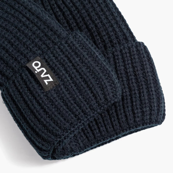 Hela Beanie — Dark Navy