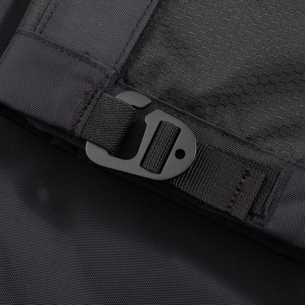Vintro Pro Gaiter — Black
